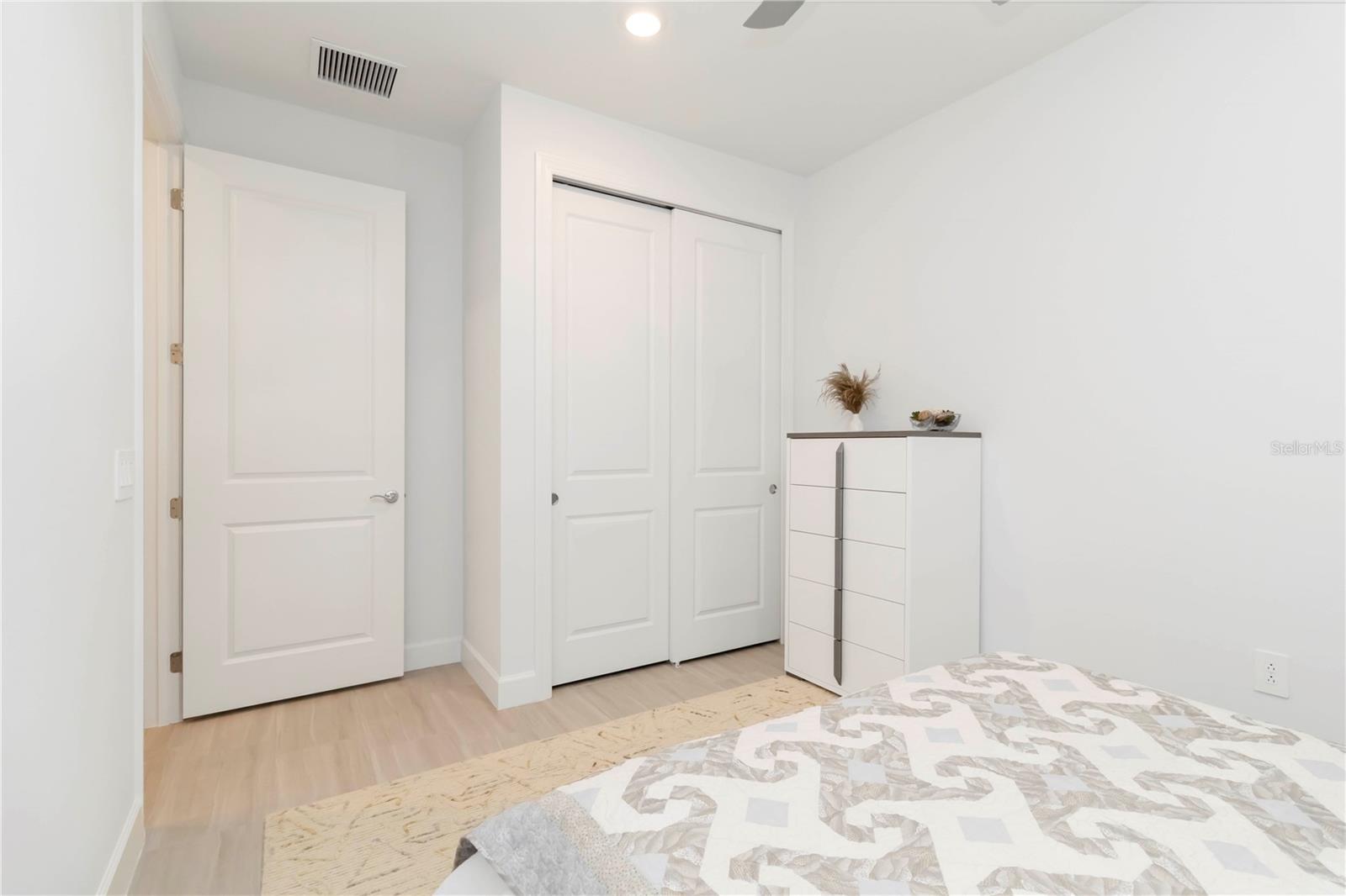 Image 41 of 79 For 7758 Summerland Cove