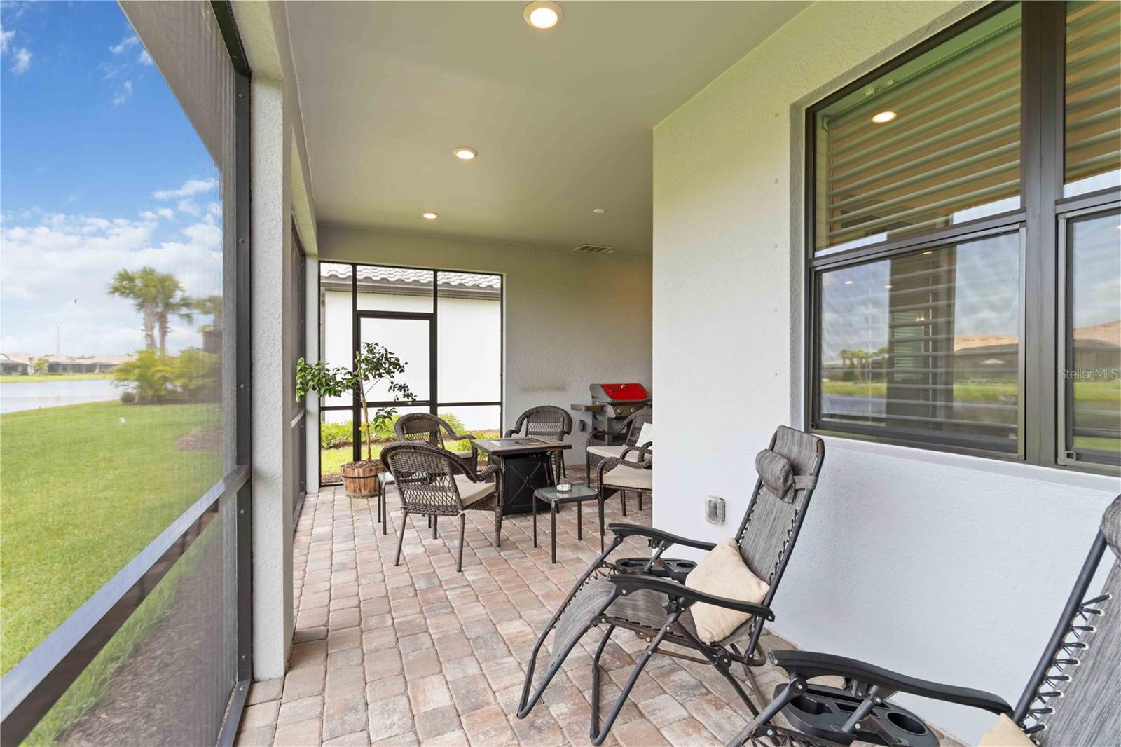 Image 48 of 79 For 7758 Summerland Cove