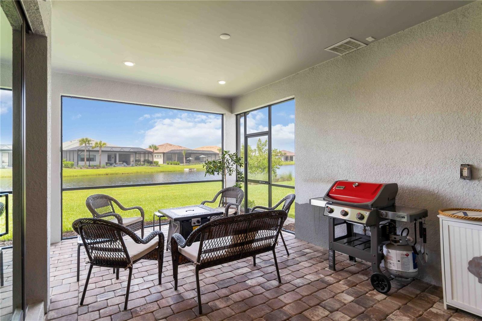 Image 49 of 79 For 7758 Summerland Cove