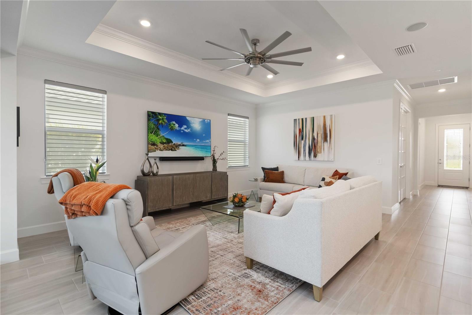 Image 9 of 79 For 7758 Summerland Cove