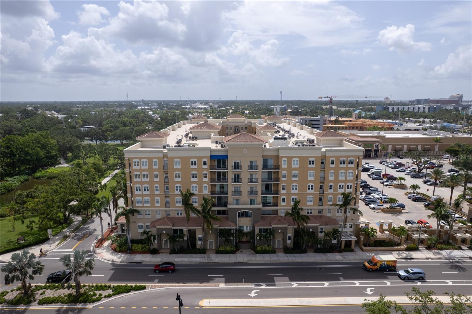 Image 44 of 51 For 1064 Tamiami Trail 1125