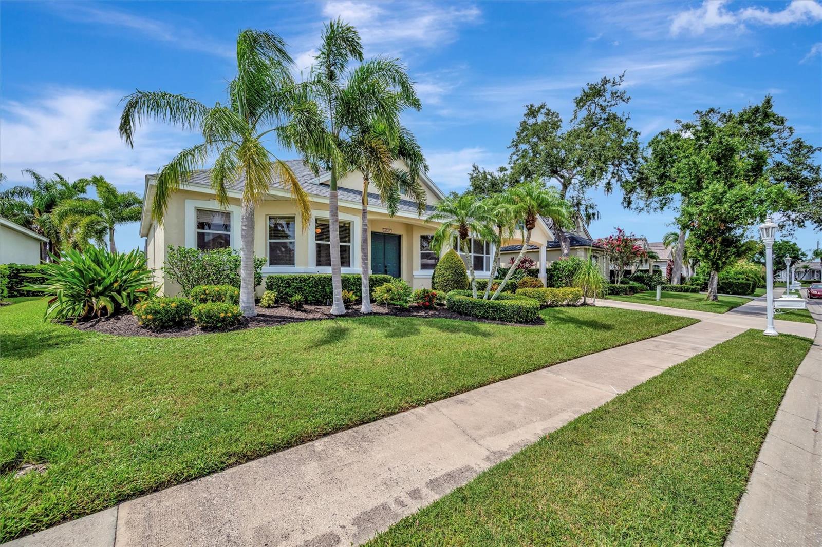 Image 19 of 100 For 4727 Starboard Drive