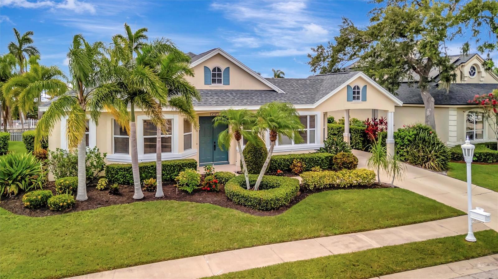 Image 2 of 100 For 4727 Starboard Drive