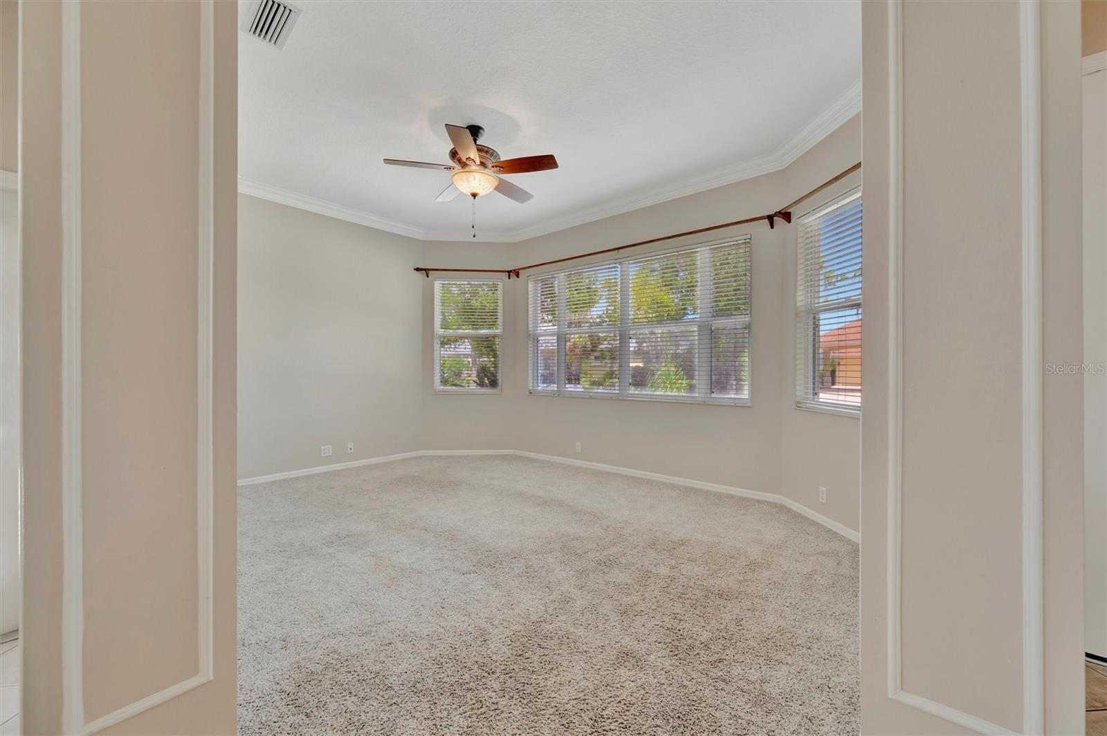 Image 28 of 100 For 4727 Starboard Drive