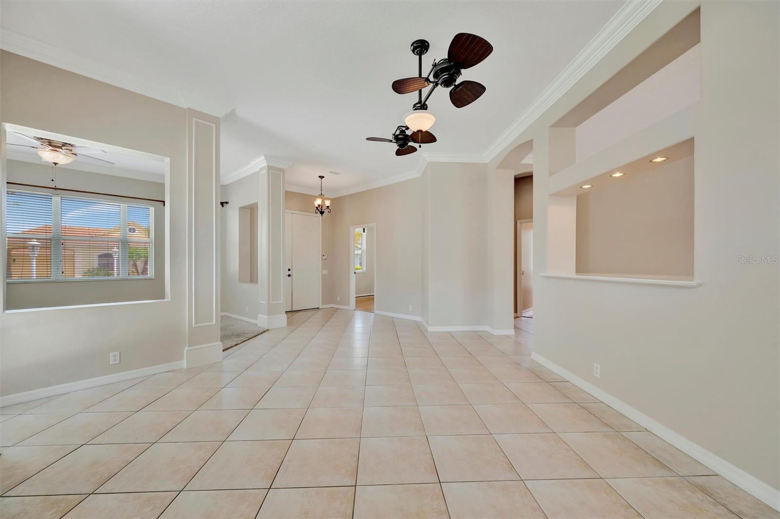 Image 30 of 100 For 4727 Starboard Drive