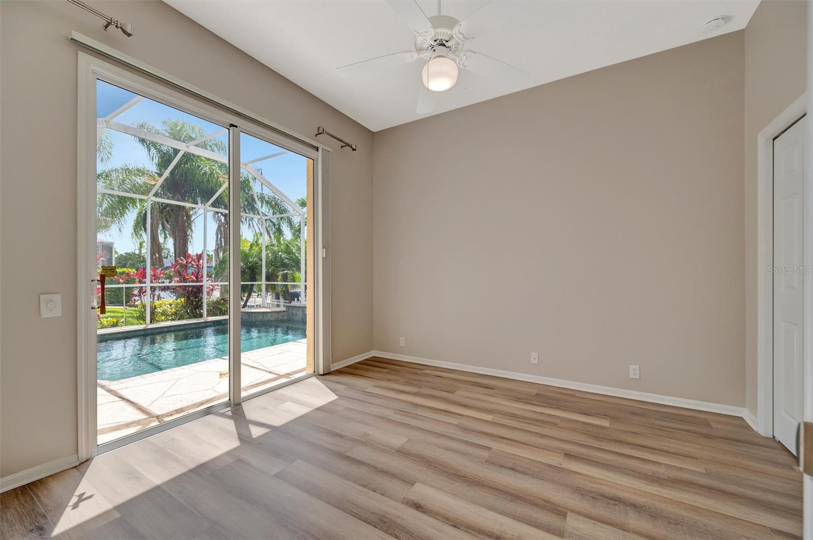 Image 47 of 100 For 4727 Starboard Drive