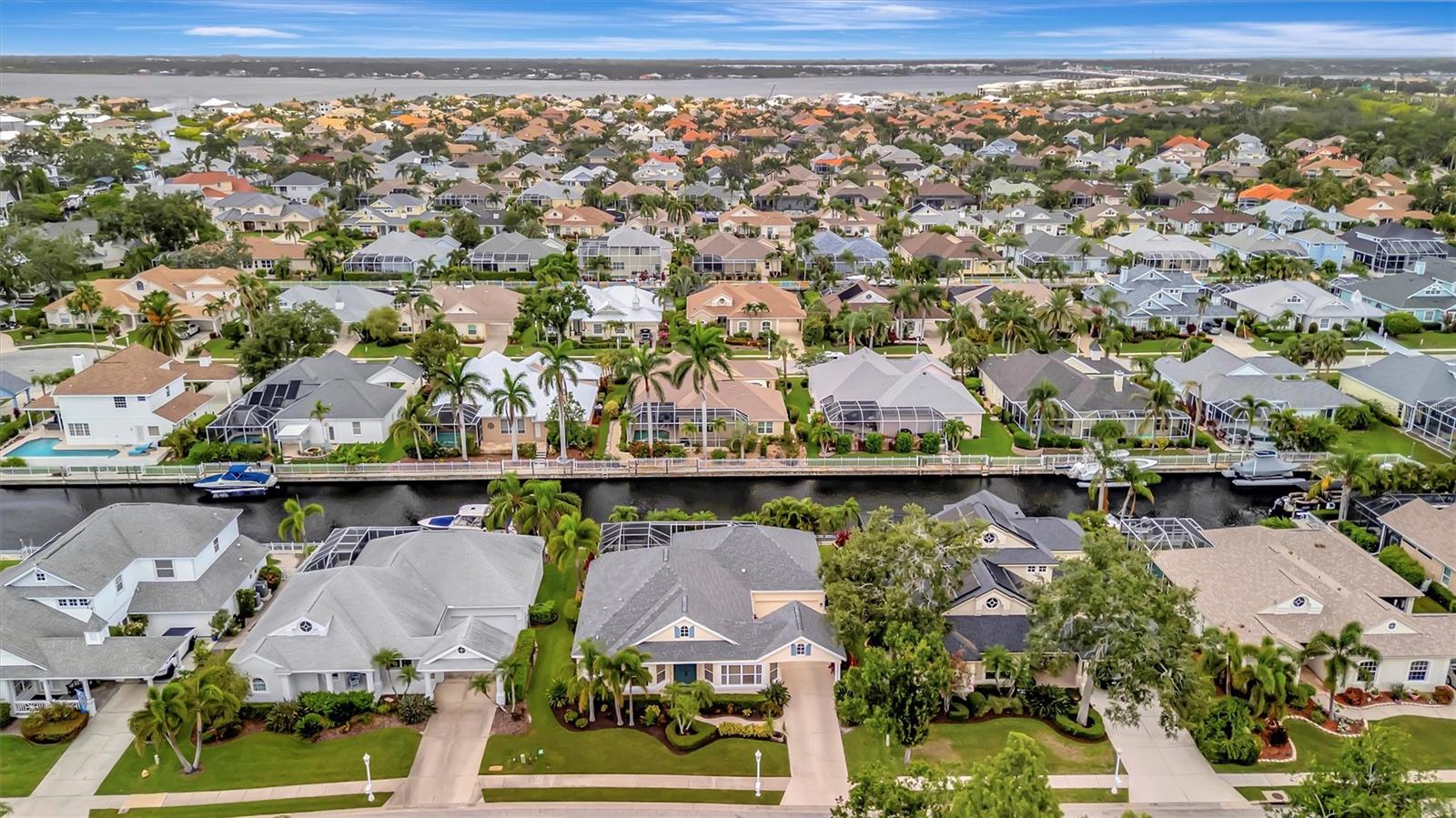 Image 5 of 100 For 4727 Starboard Drive