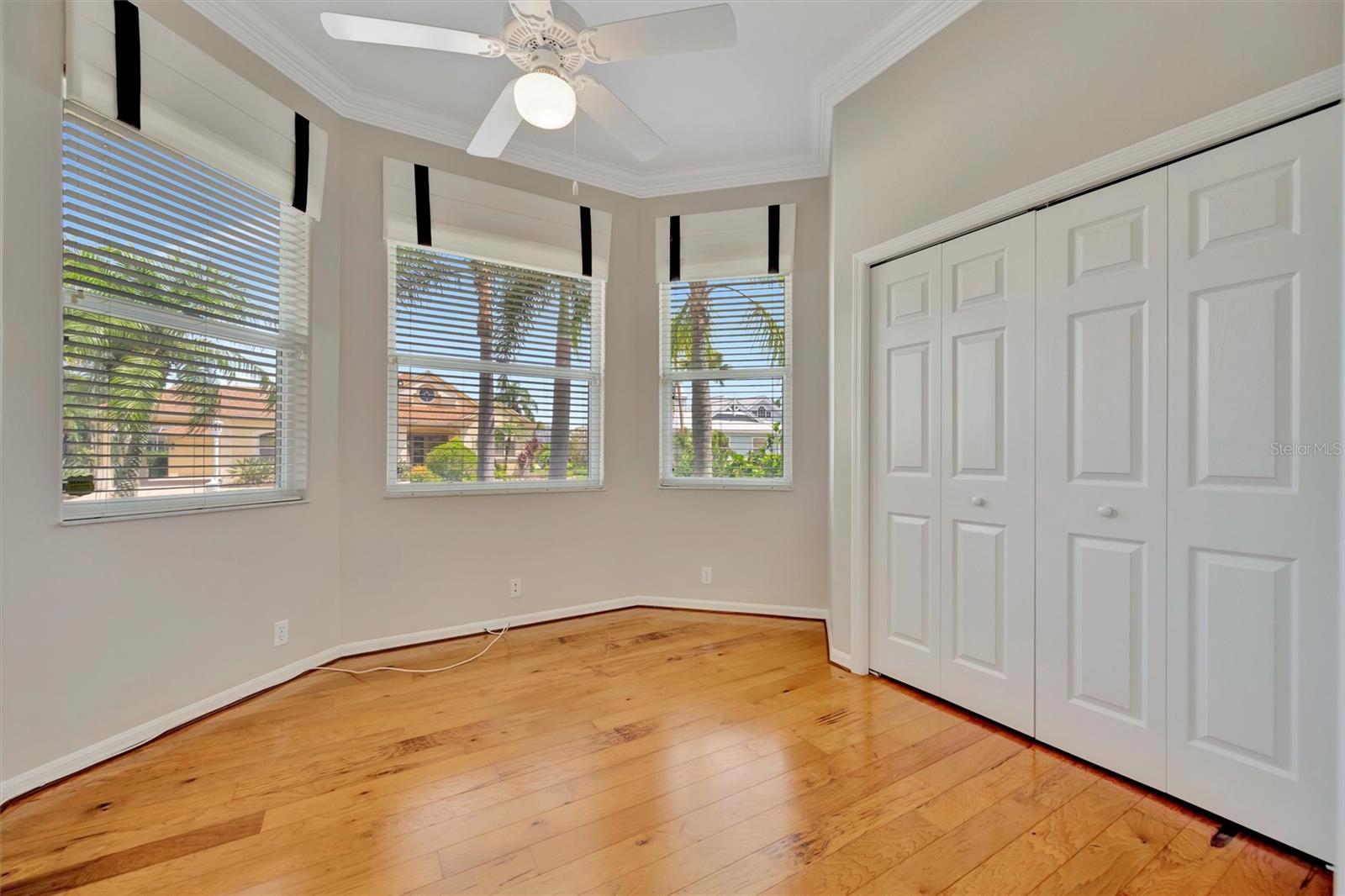 Image 57 of 100 For 4727 Starboard Drive