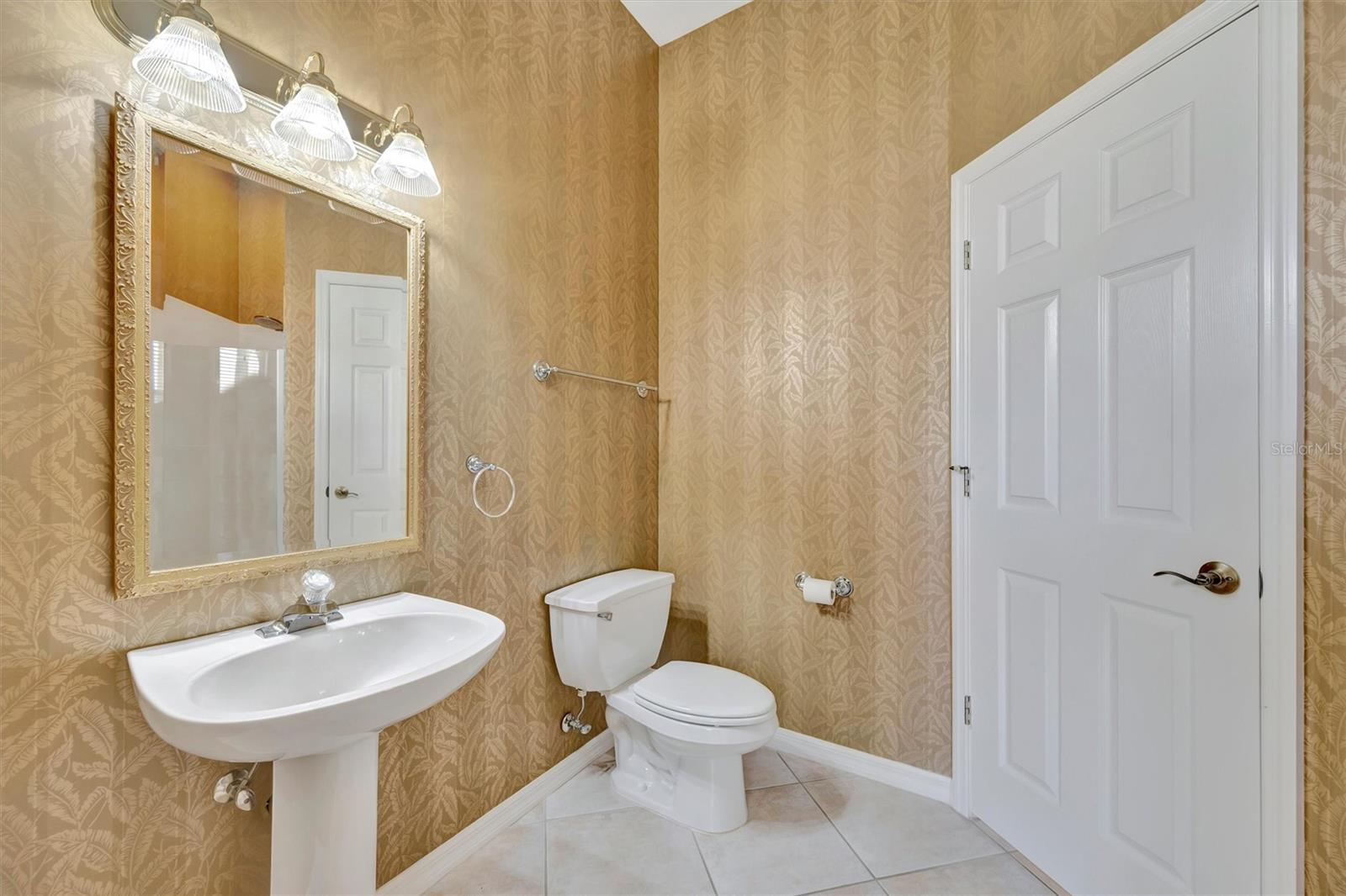 Image 60 of 100 For 4727 Starboard Drive