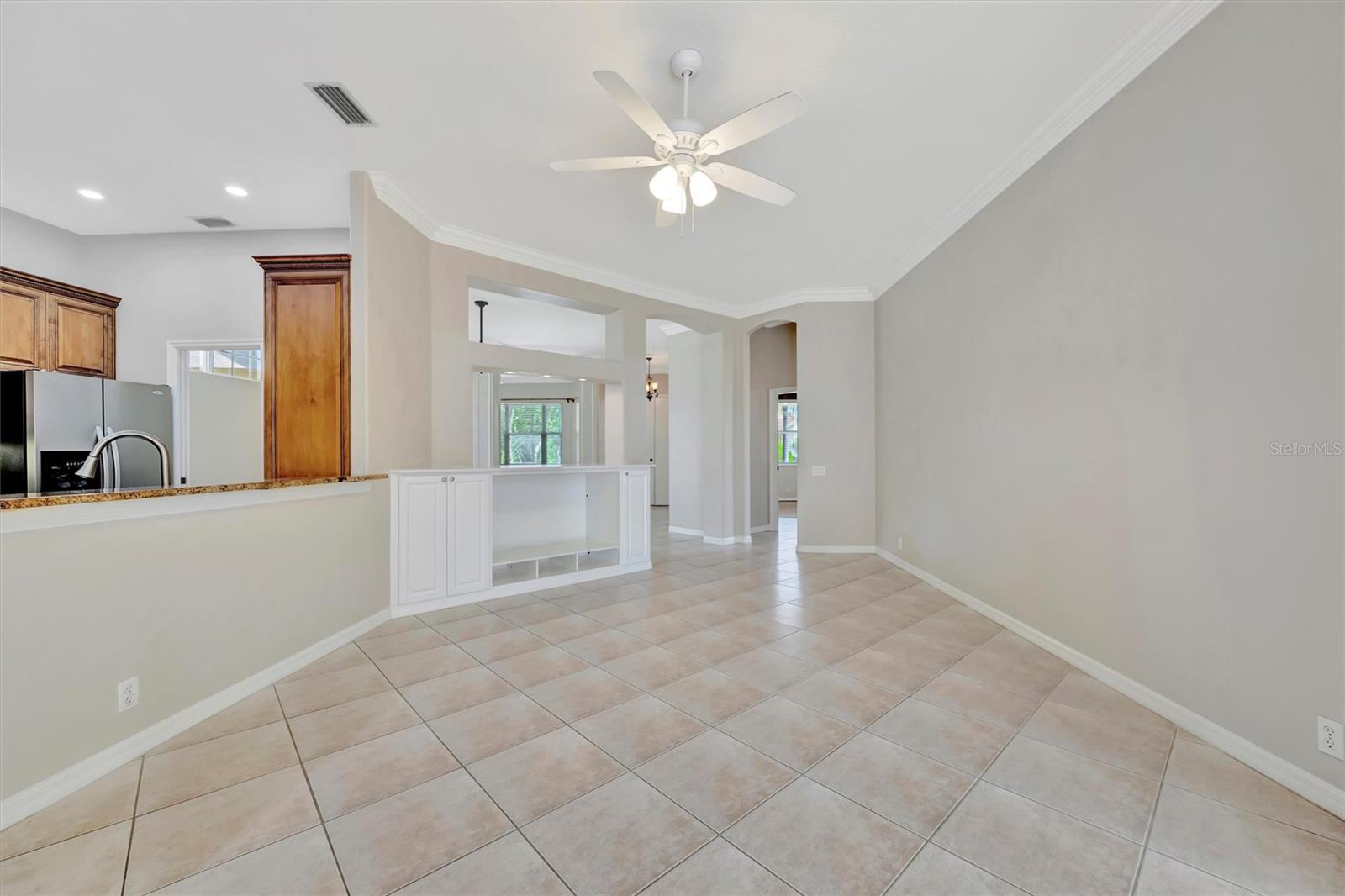 Image 76 of 100 For 4727 Starboard Drive