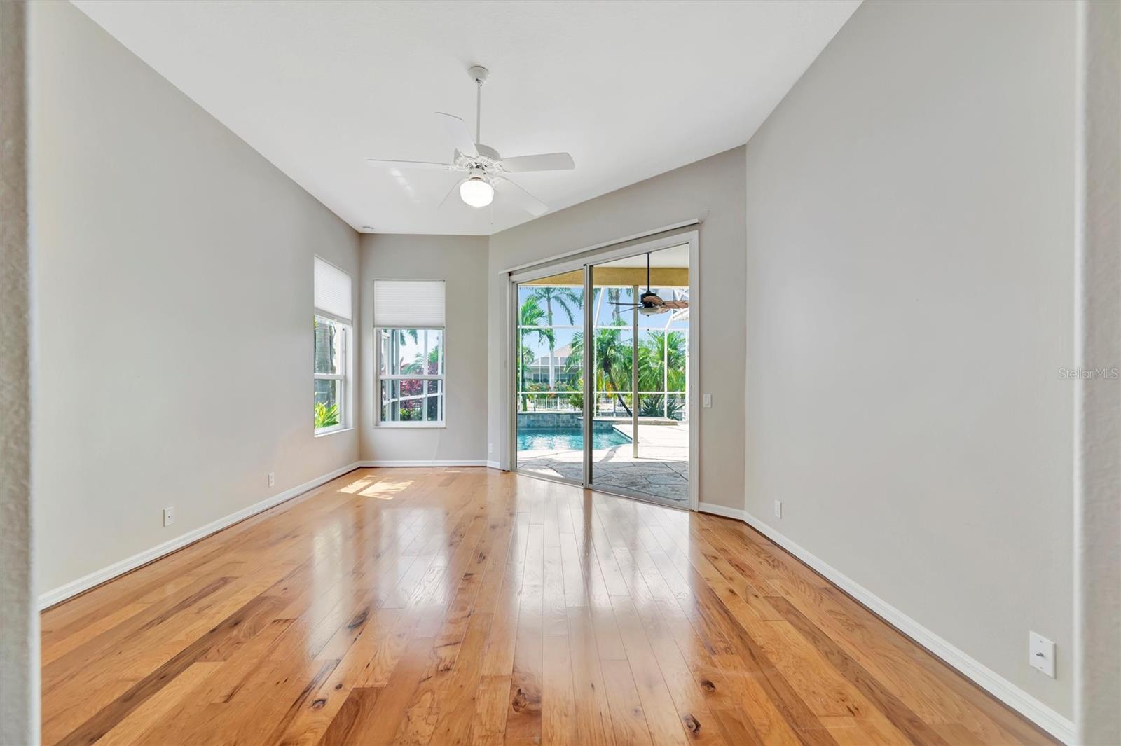 Image 78 of 100 For 4727 Starboard Drive