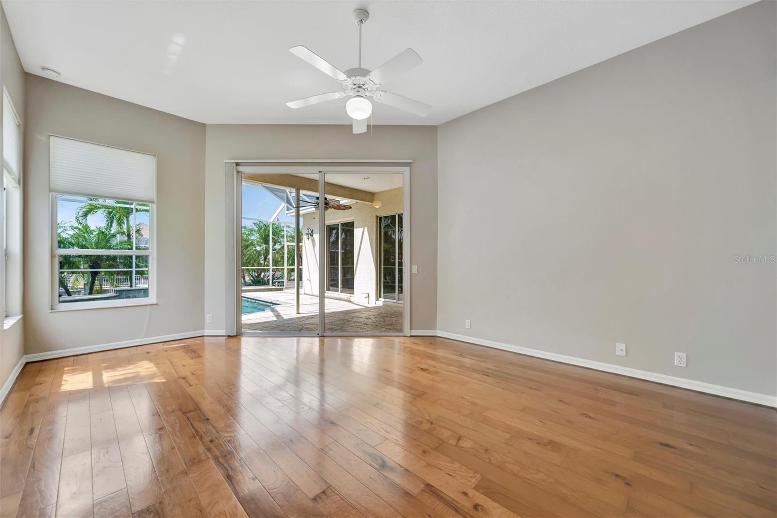 Image 79 of 100 For 4727 Starboard Drive