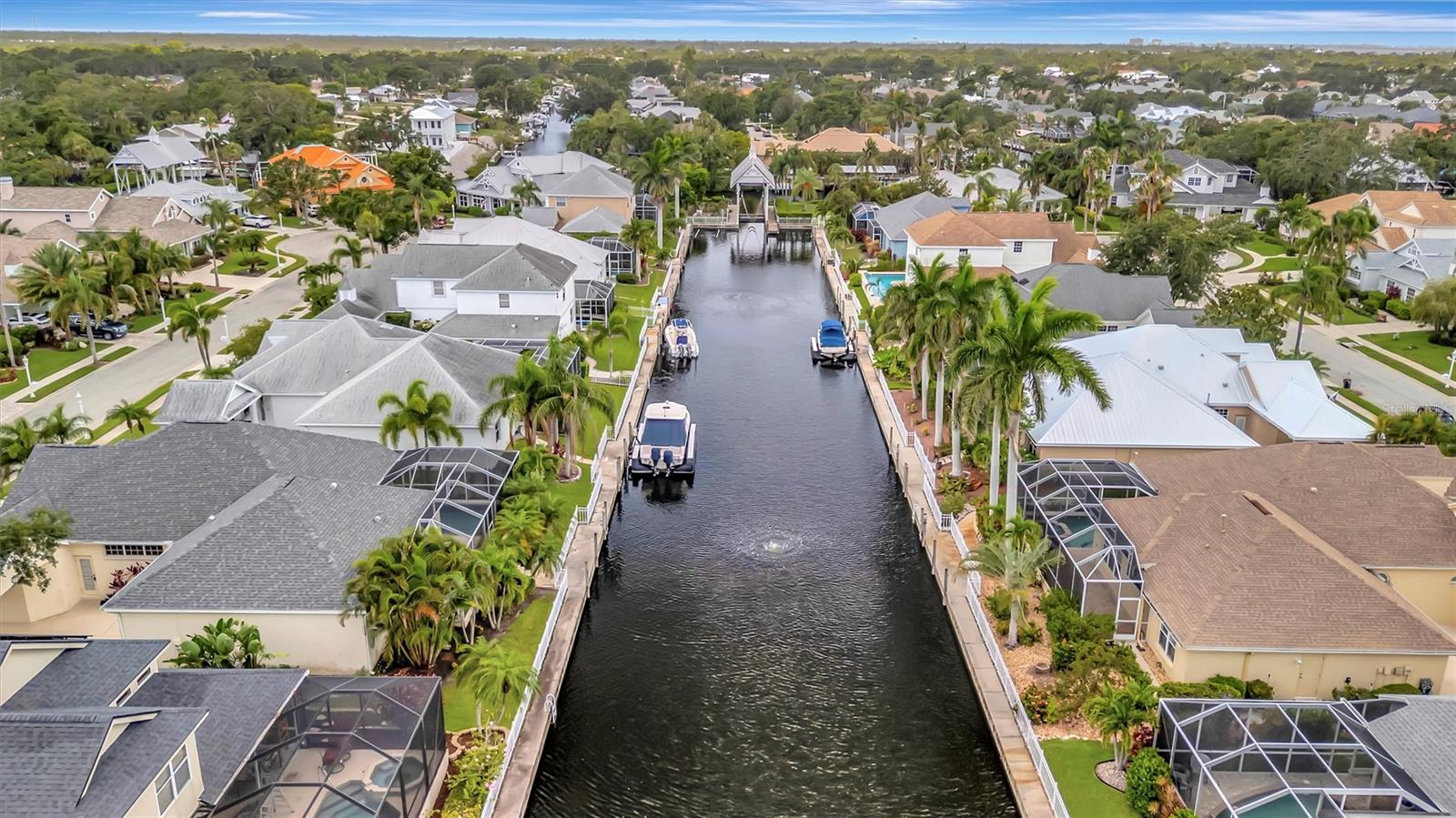 Image 8 of 100 For 4727 Starboard Drive