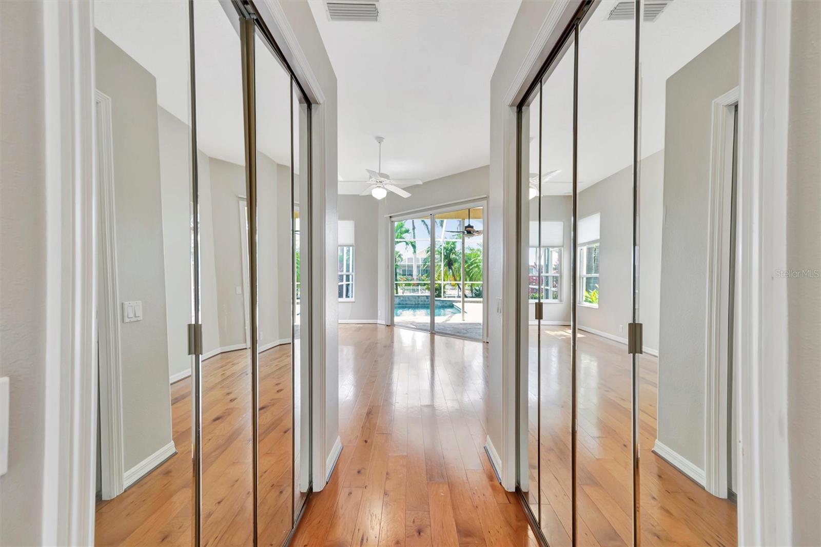 Image 82 of 100 For 4727 Starboard Drive