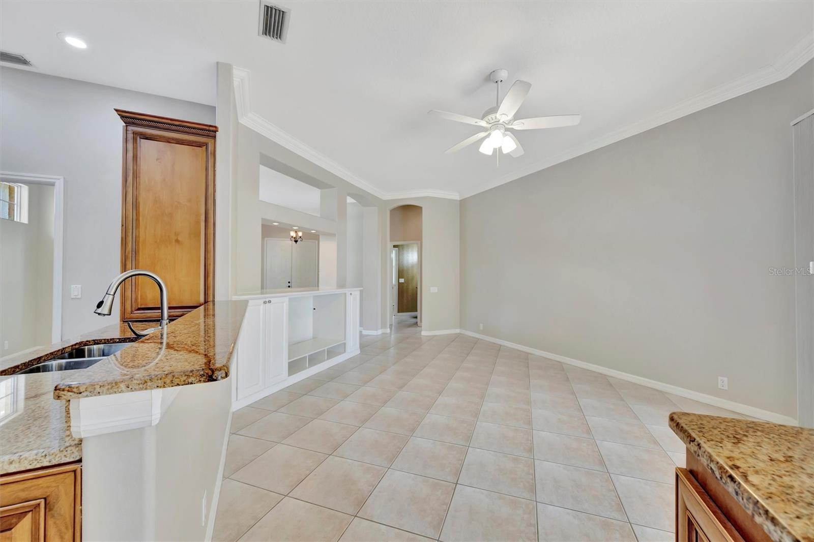 Image 91 of 100 For 4727 Starboard Drive