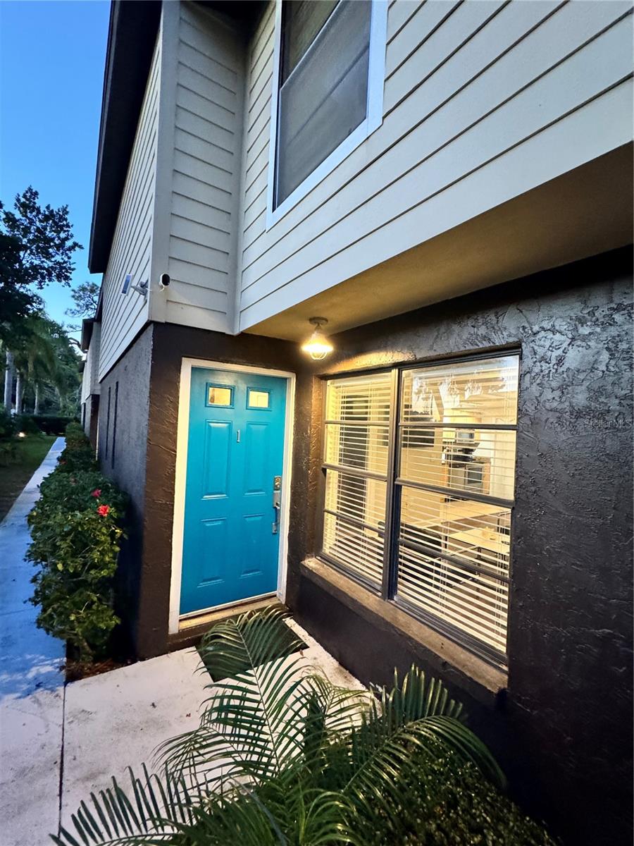 Details for 960 Highland Street B-9, SARASOTA, FL 34234