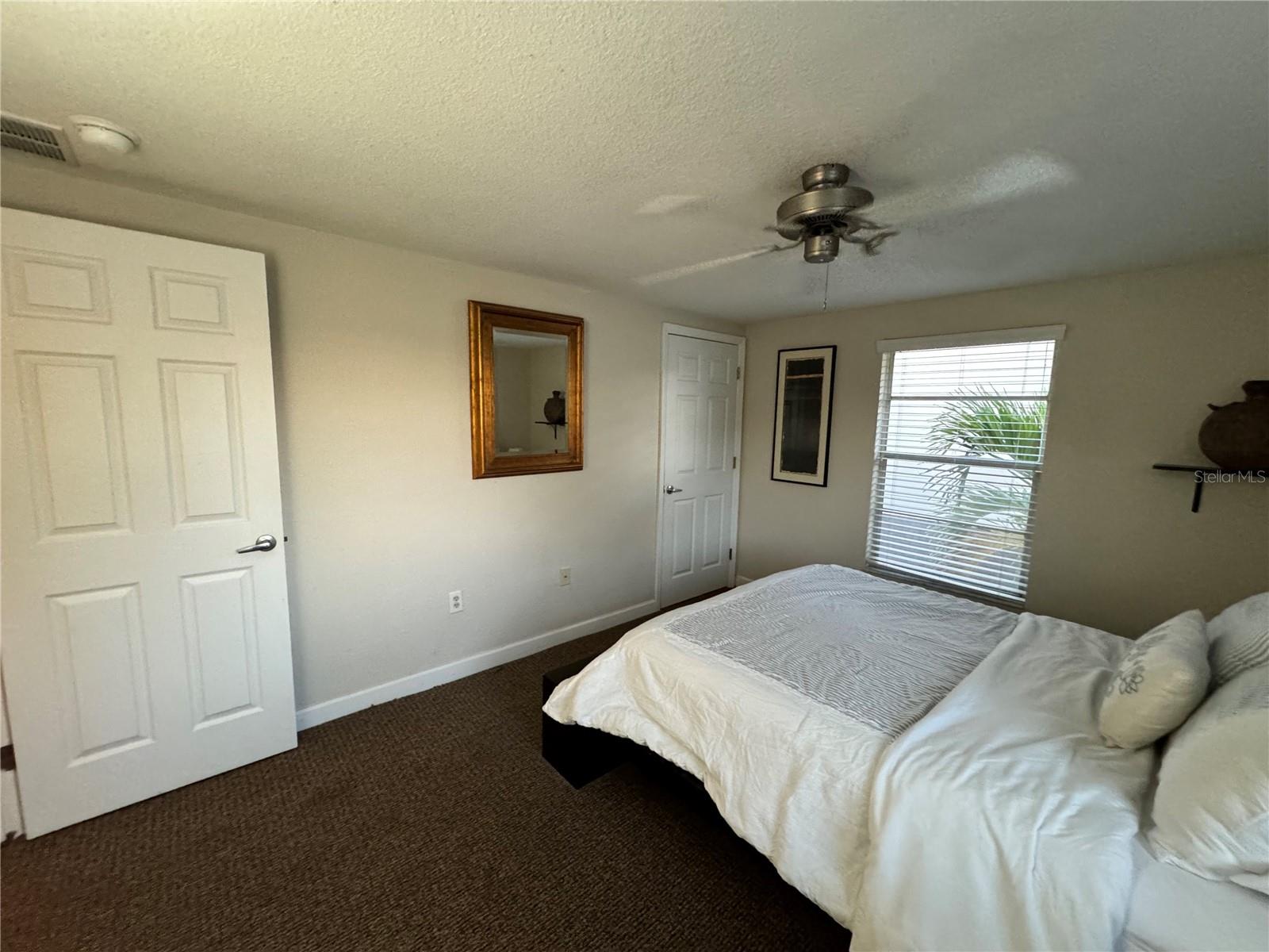 Image 19 of 40 For 960 Highland Street B-3