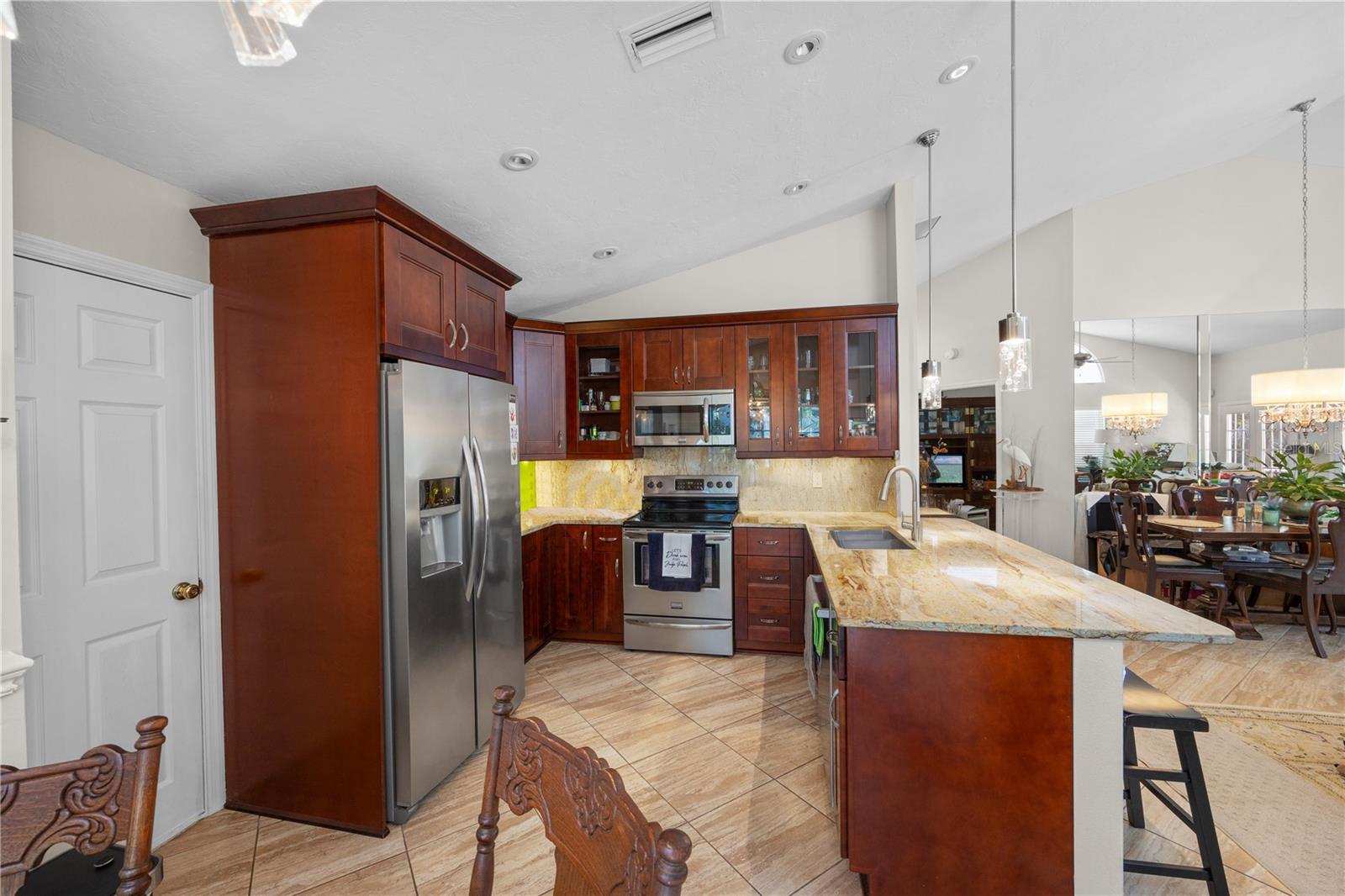 Image 4 of 18 For 7716 Geneva Lane