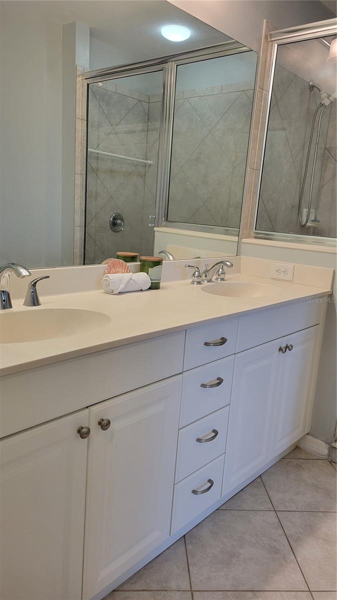 Image 15 of 52 For 5691 Key Largo Court 5691