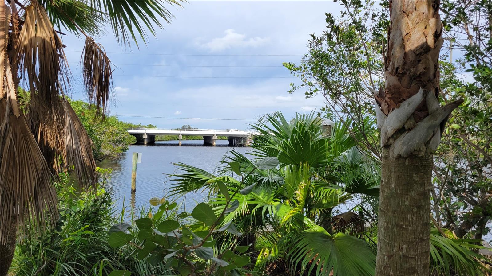 Image 57 of 75 For 5691 Key Largo Court 5691