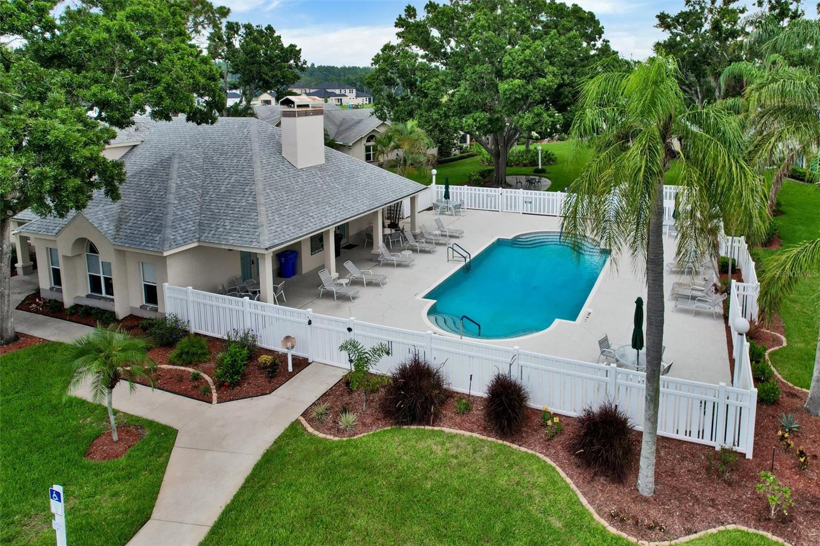Image 32 of 34 For 1112 Golfview Woods Drive 1112