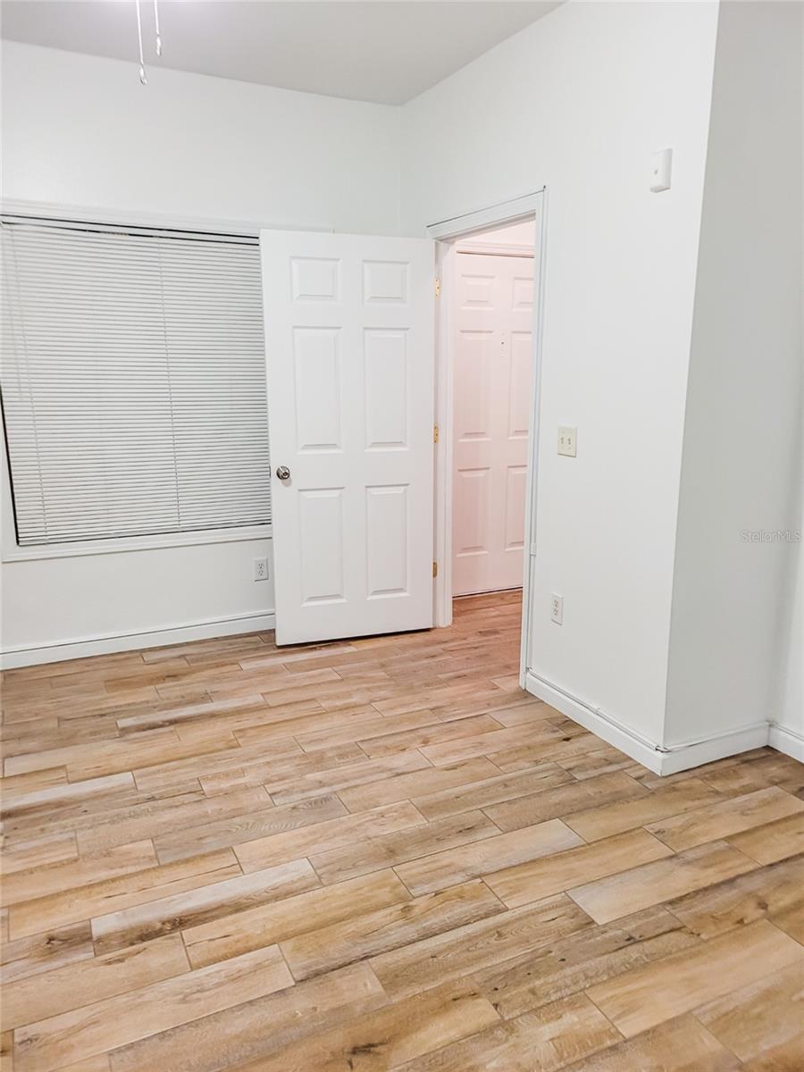 Image 10 of 17 For 4802 51st Street W 1407
