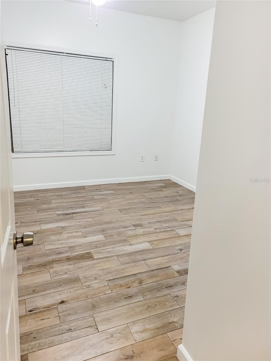 Image 8 of 17 For 4802 51st Street W 1407