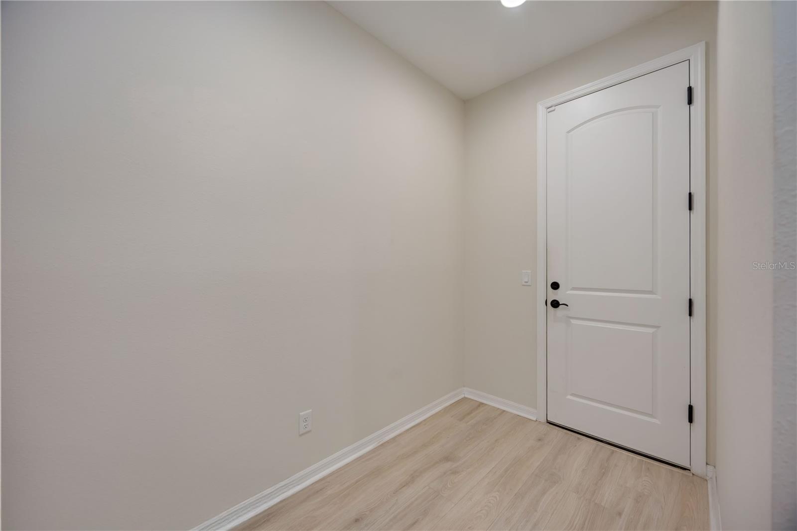 Image 48 of 62 For 918 Fernleaf Run