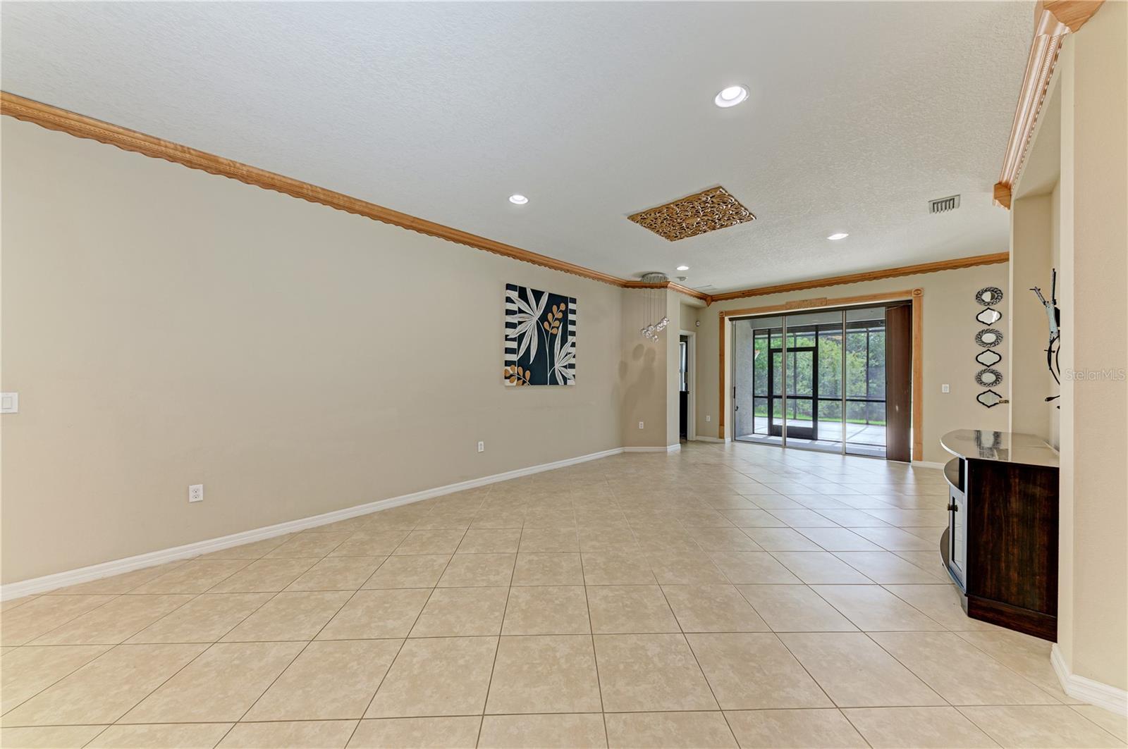 Image 8 of 35 For 6516 Palm Leaf Court