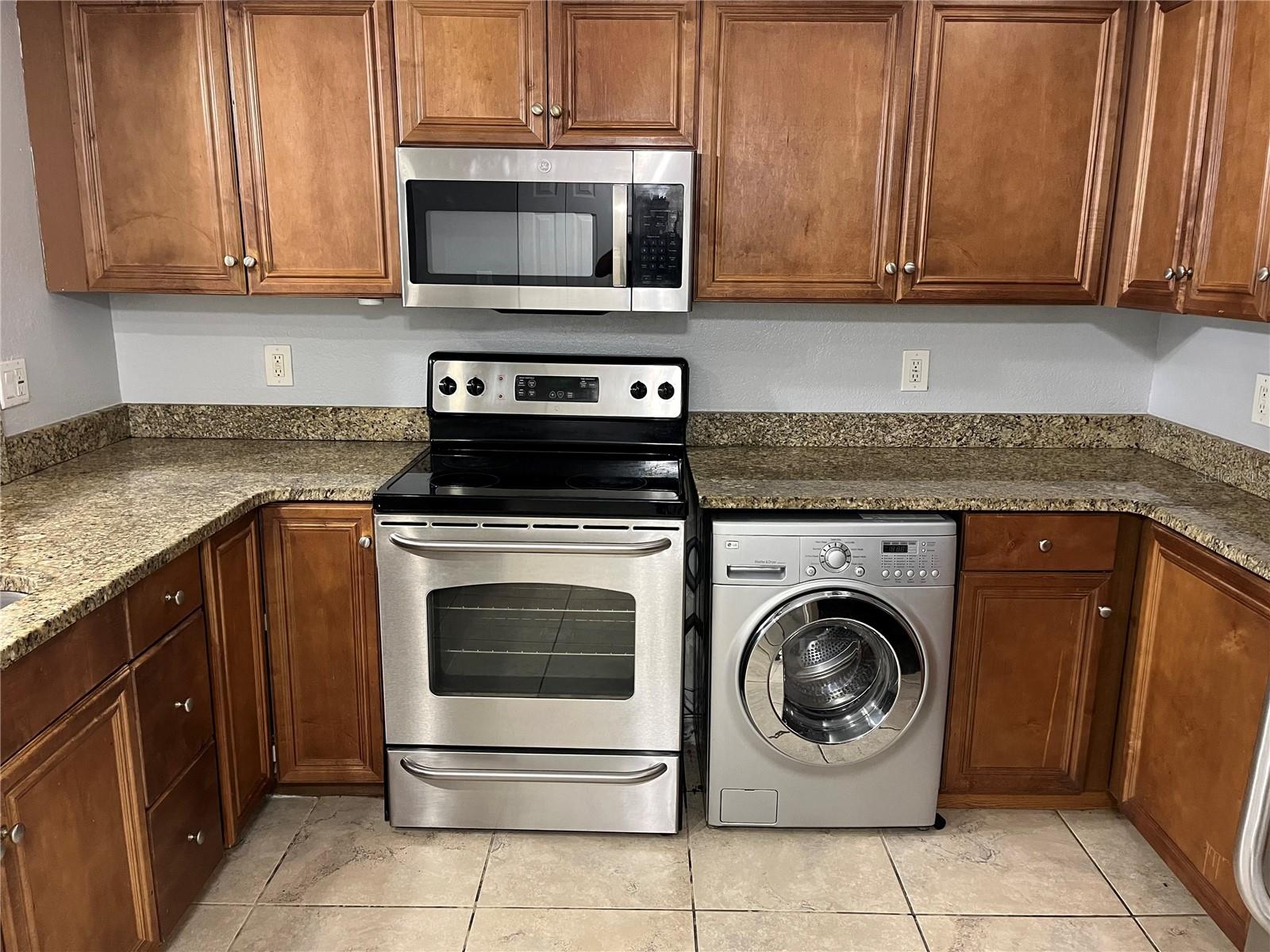 Image 4 of 25 For 2760 Coconut Bay Ln  2112 (1h)