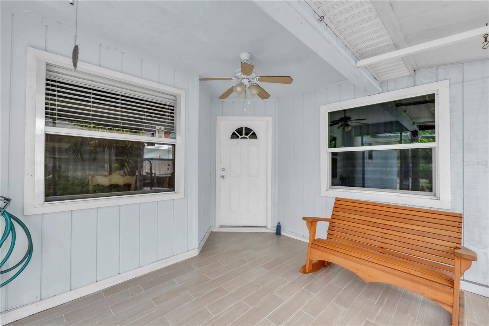 Image 22 of 35 For 2218 Woodmere Rd