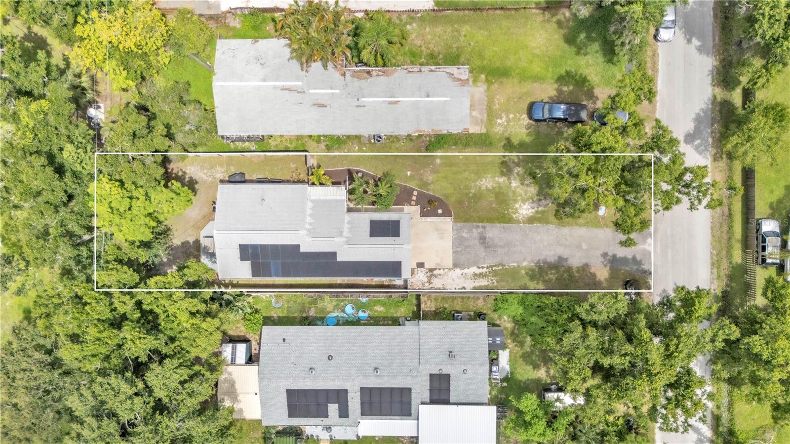 Image 4 of 35 For 2218 Woodmere Rd