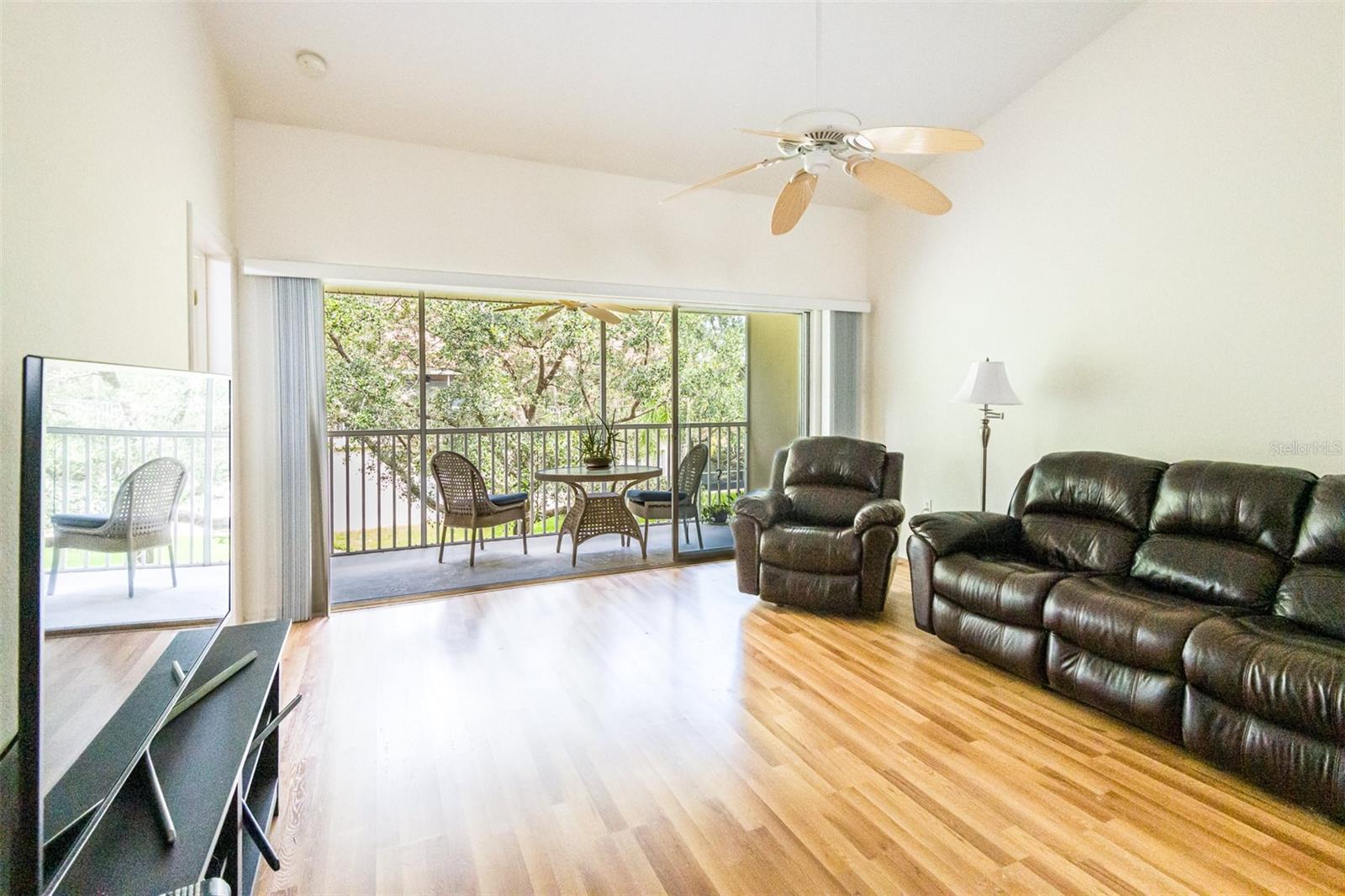 Image 10 of 27 For 7137 Cedar Hollow Circle