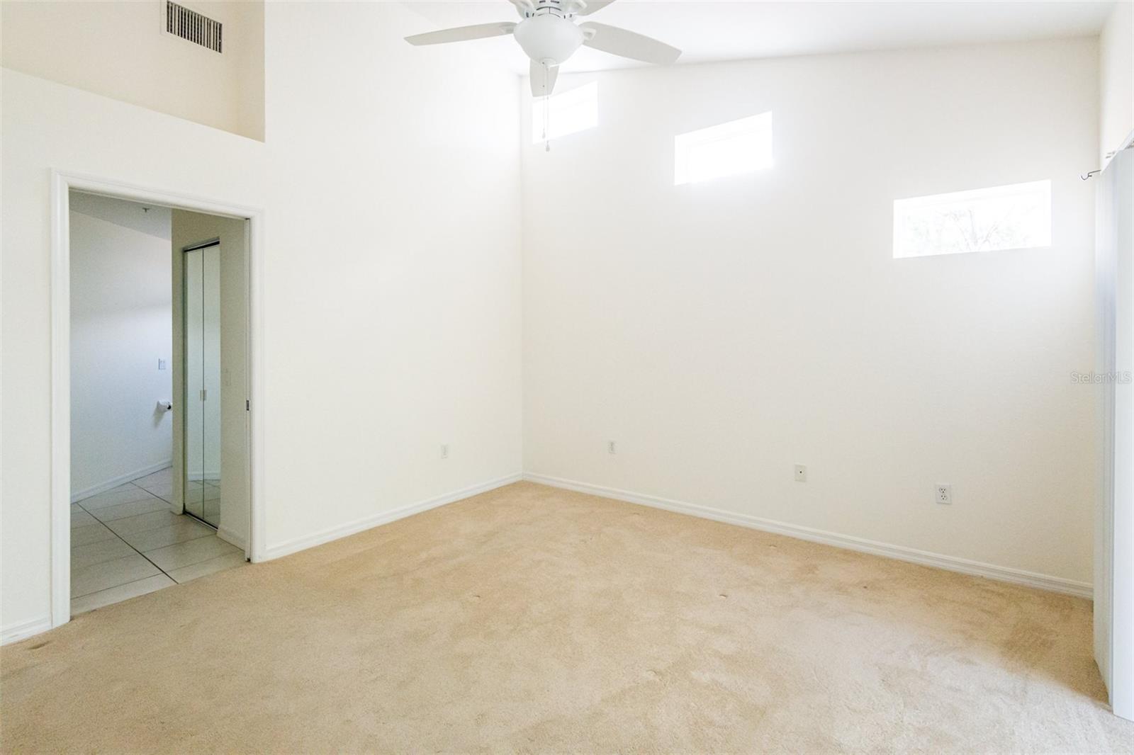 Image 18 of 27 For 7137 Cedar Hollow Circle