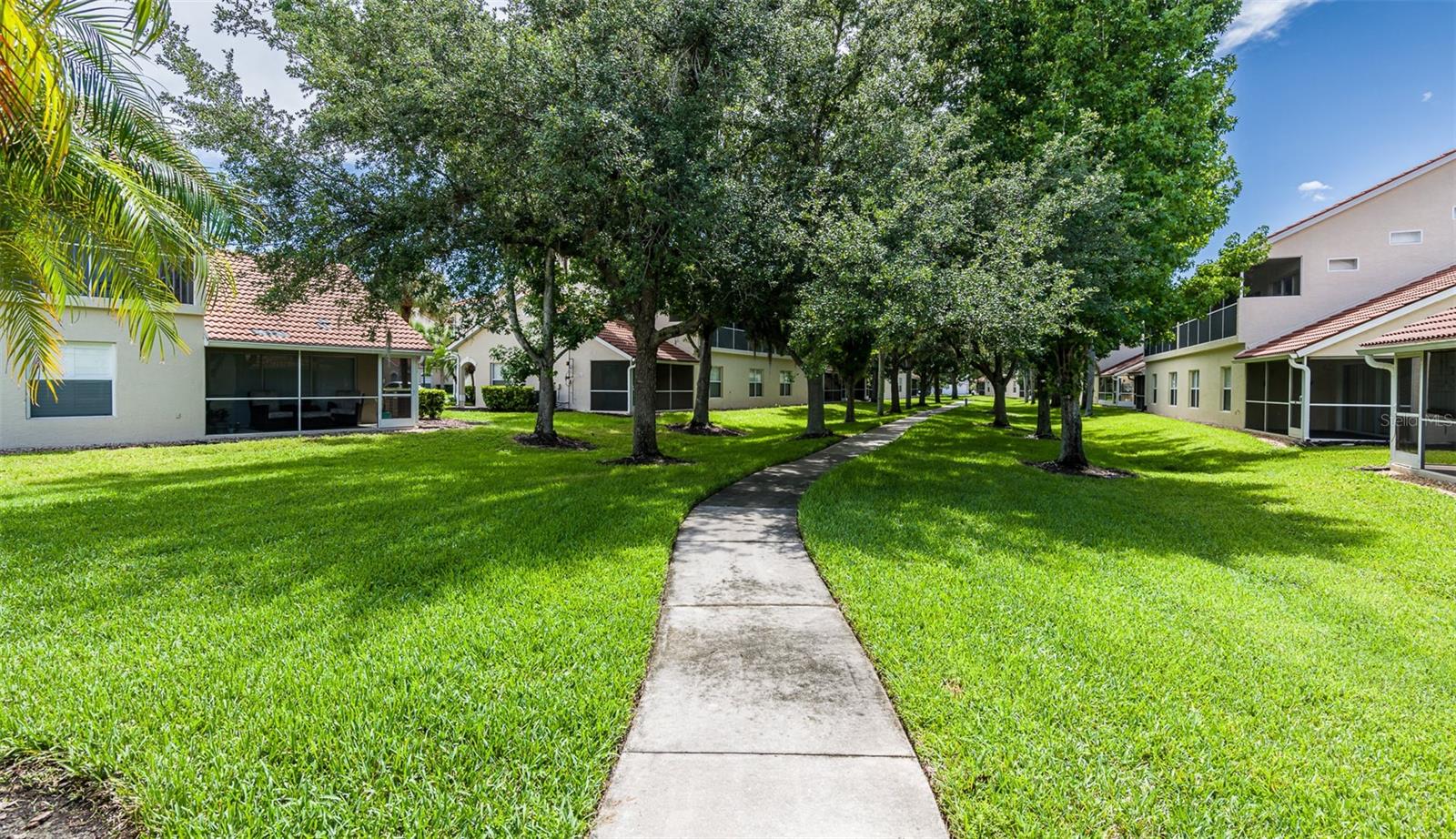 Image 23 of 27 For 7137 Cedar Hollow Circle