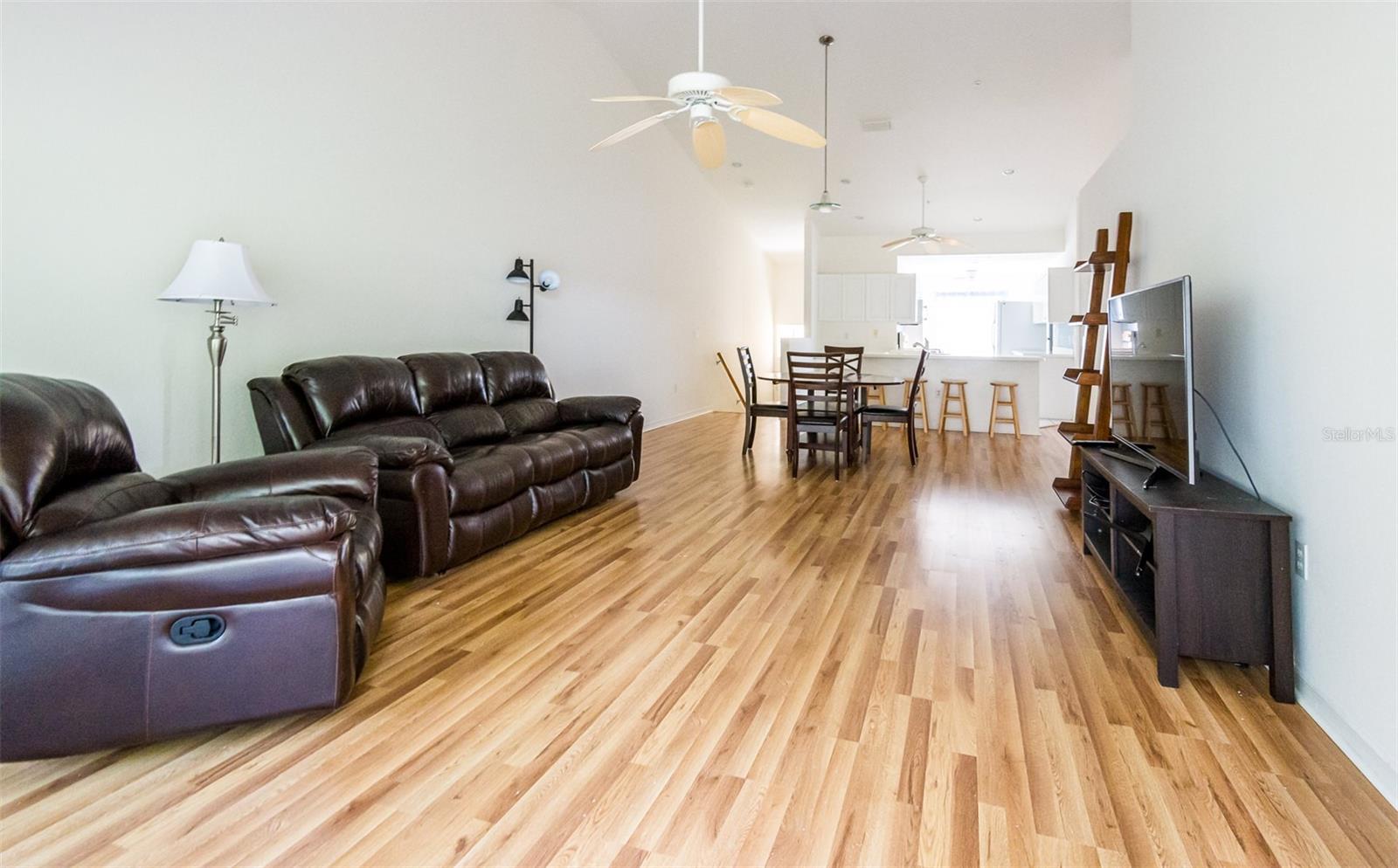 Image 9 of 27 For 7137 Cedar Hollow Circle
