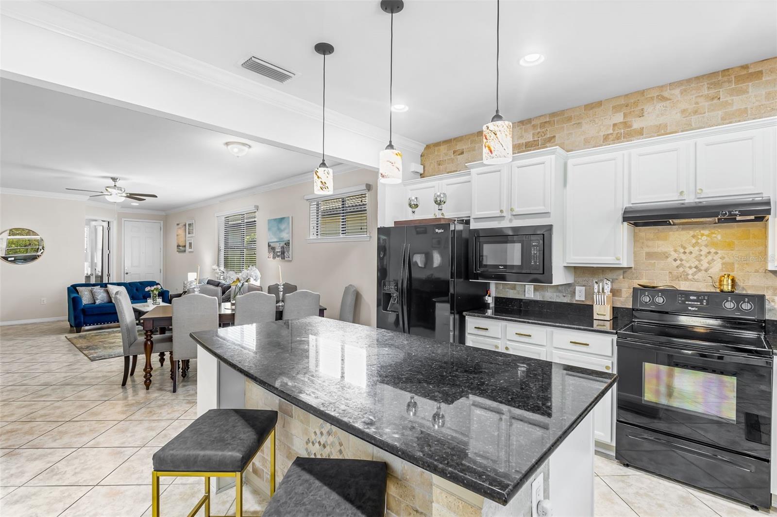 Image 31 of 54 For 19023 Mangieri Street