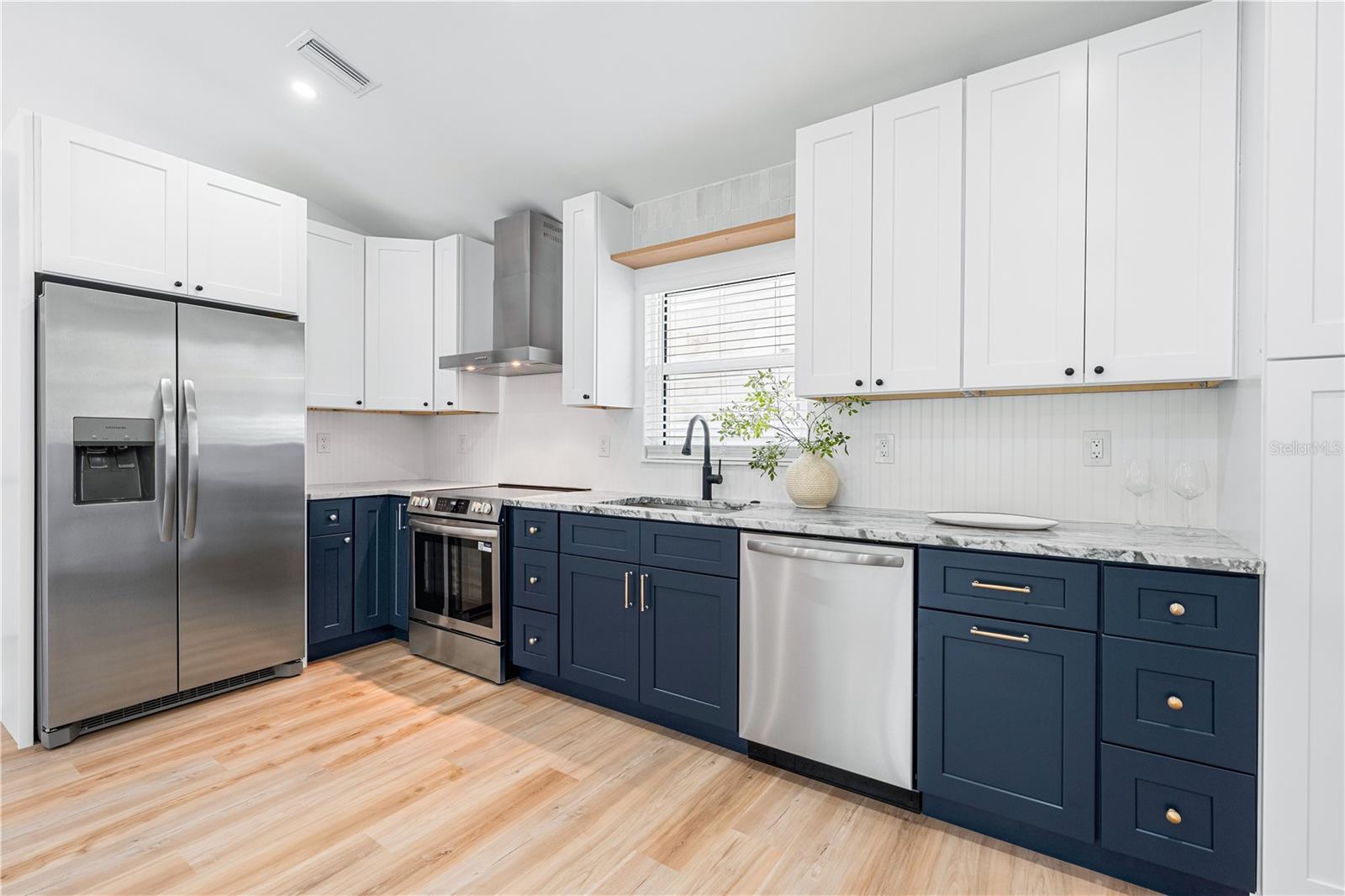 Image 10 of 68 For 3606 7th Avenue W