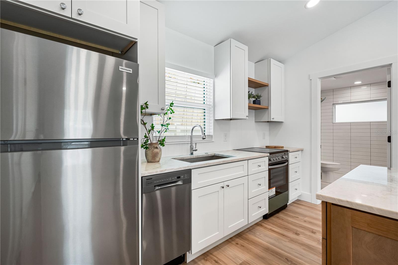 Image 43 of 68 For 3606 7th Avenue W
