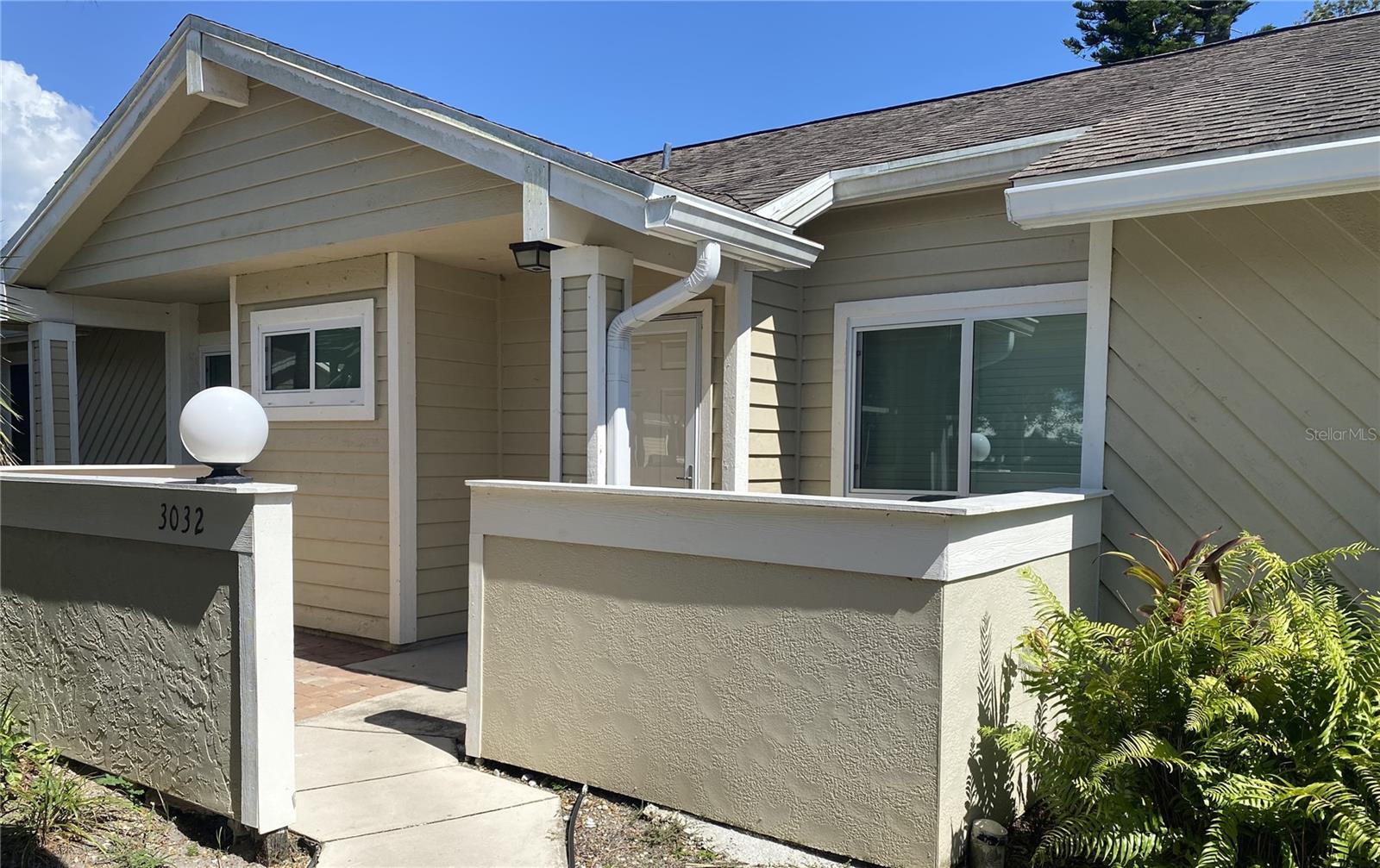 Details for 3032 Heron Lake Court 7b, VENICE, FL 34293