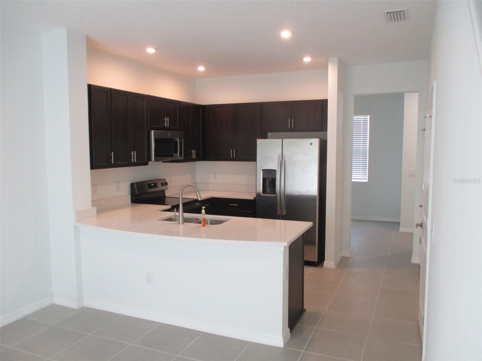 Image 3 of 8 For 6325 Fairmont Lane