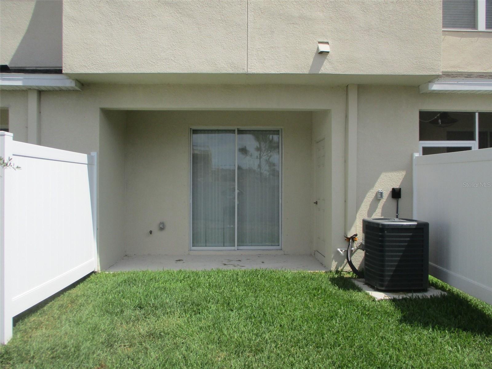Image 6 of 8 For 6325 Fairmont Lane
