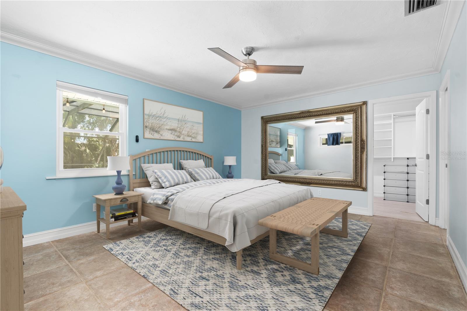 Image 4 of 37 For 3915 Meadow Creek Drive