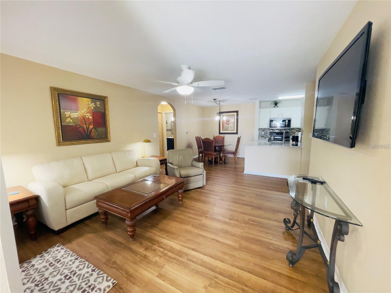 Image 4 of 23 For 8815 Manor Loop 104