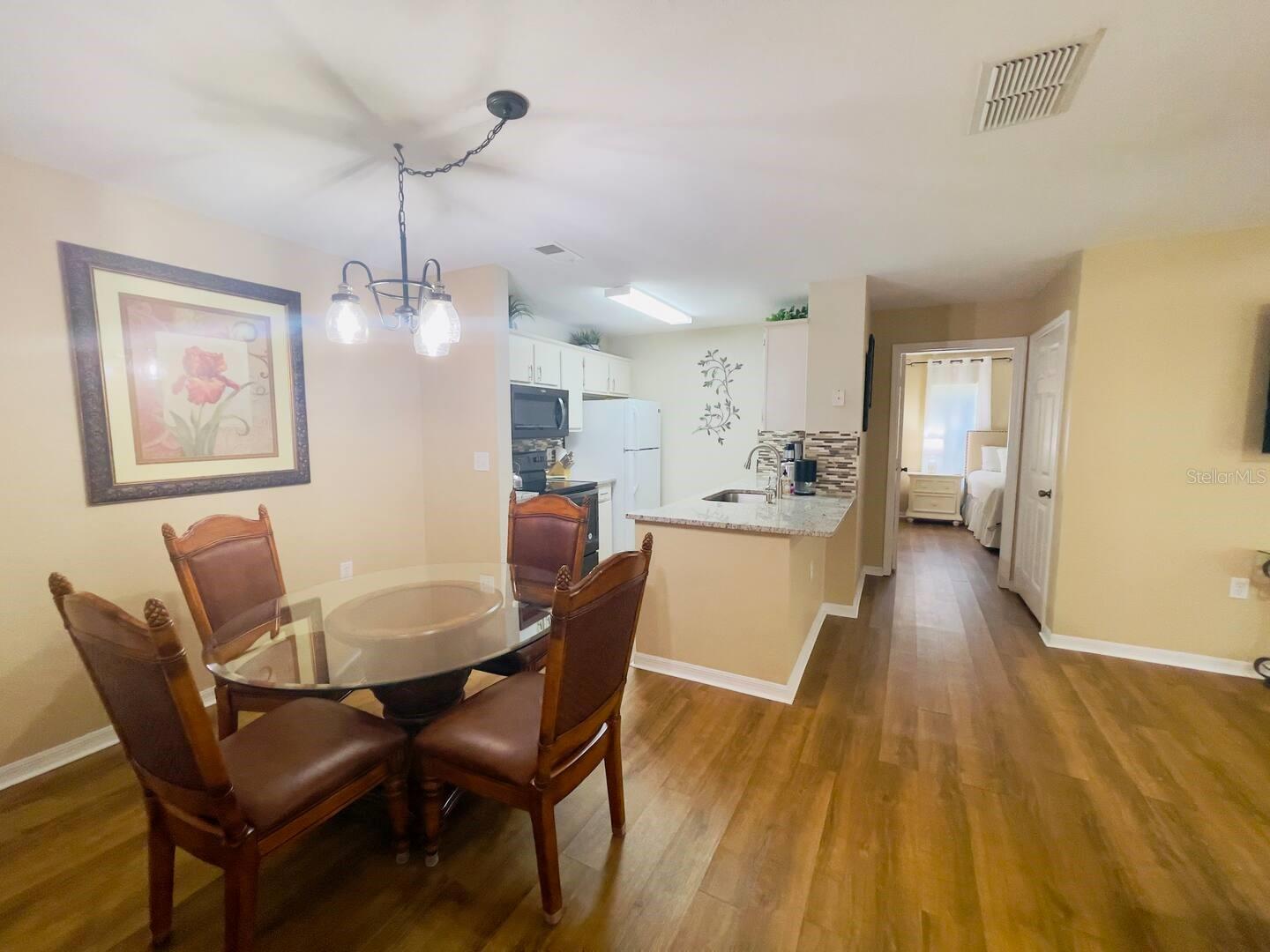 Image 7 of 23 For 8815 Manor Loop 104