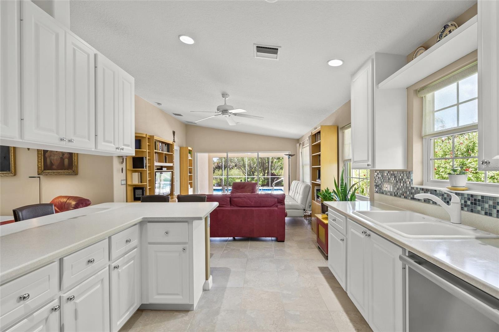 Image 10 of 79 For 13391 Dimarco Street