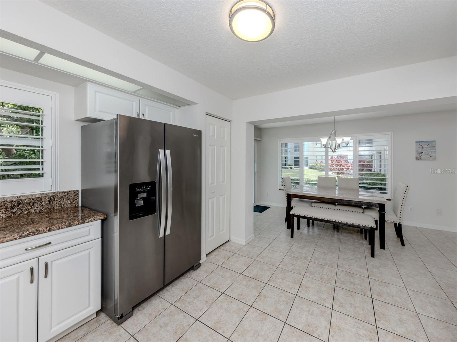 Image 14 of 78 For 821 Montrose Drive 103