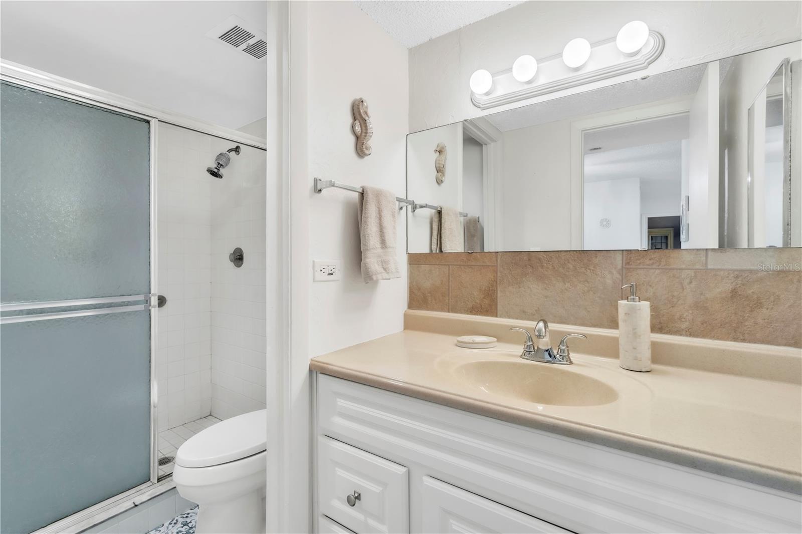 Image 23 of 28 For 2901 26th Street W 204