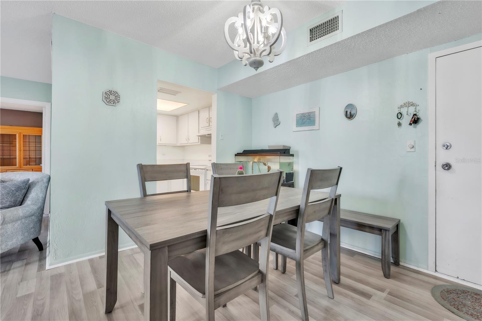 Image 6 of 28 For 2901 26th Street W 204