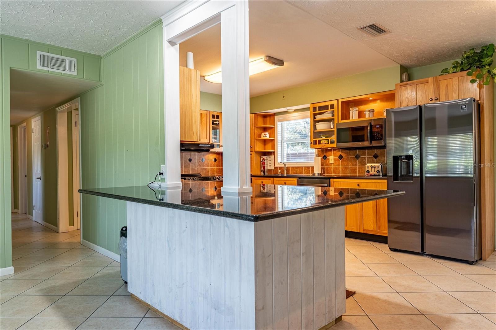 Image 26 of 62 For 5311 36th Avenue E
